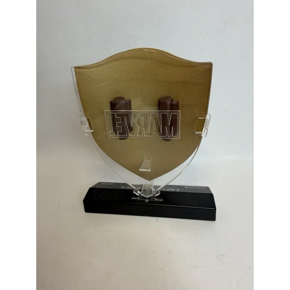 Marvel Captain America 1940s Shield EFX Collectibles Display 2016‎
